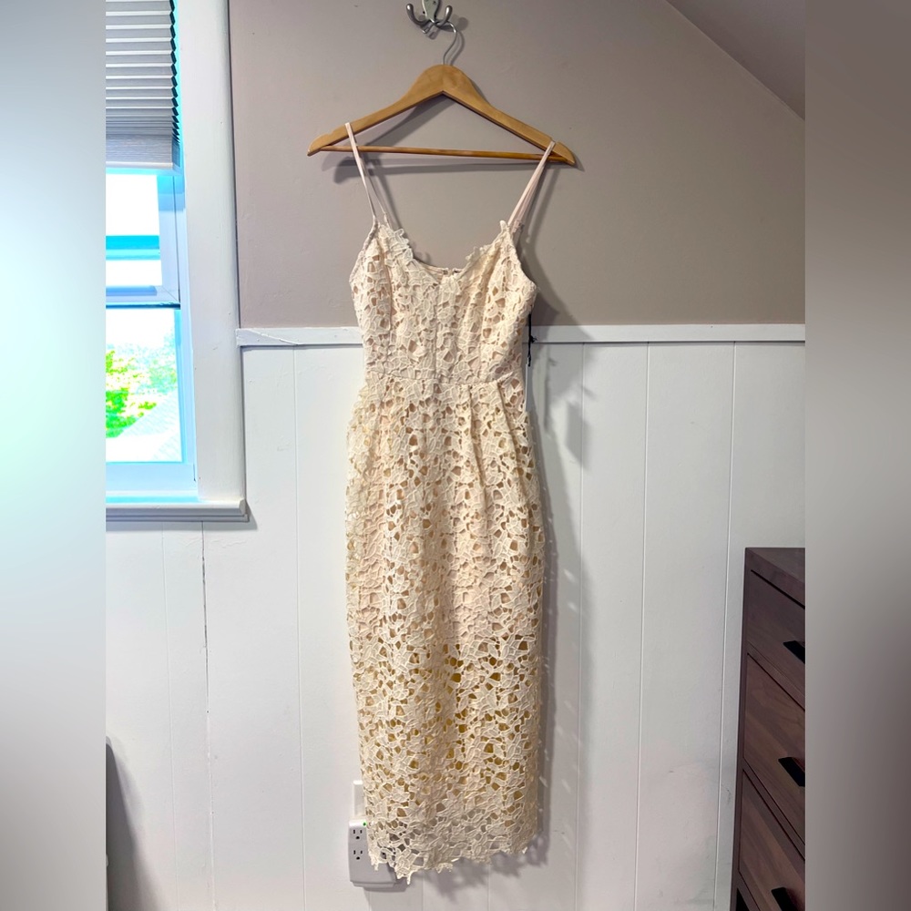 ASTR The Label Cream Lace Midi Dress